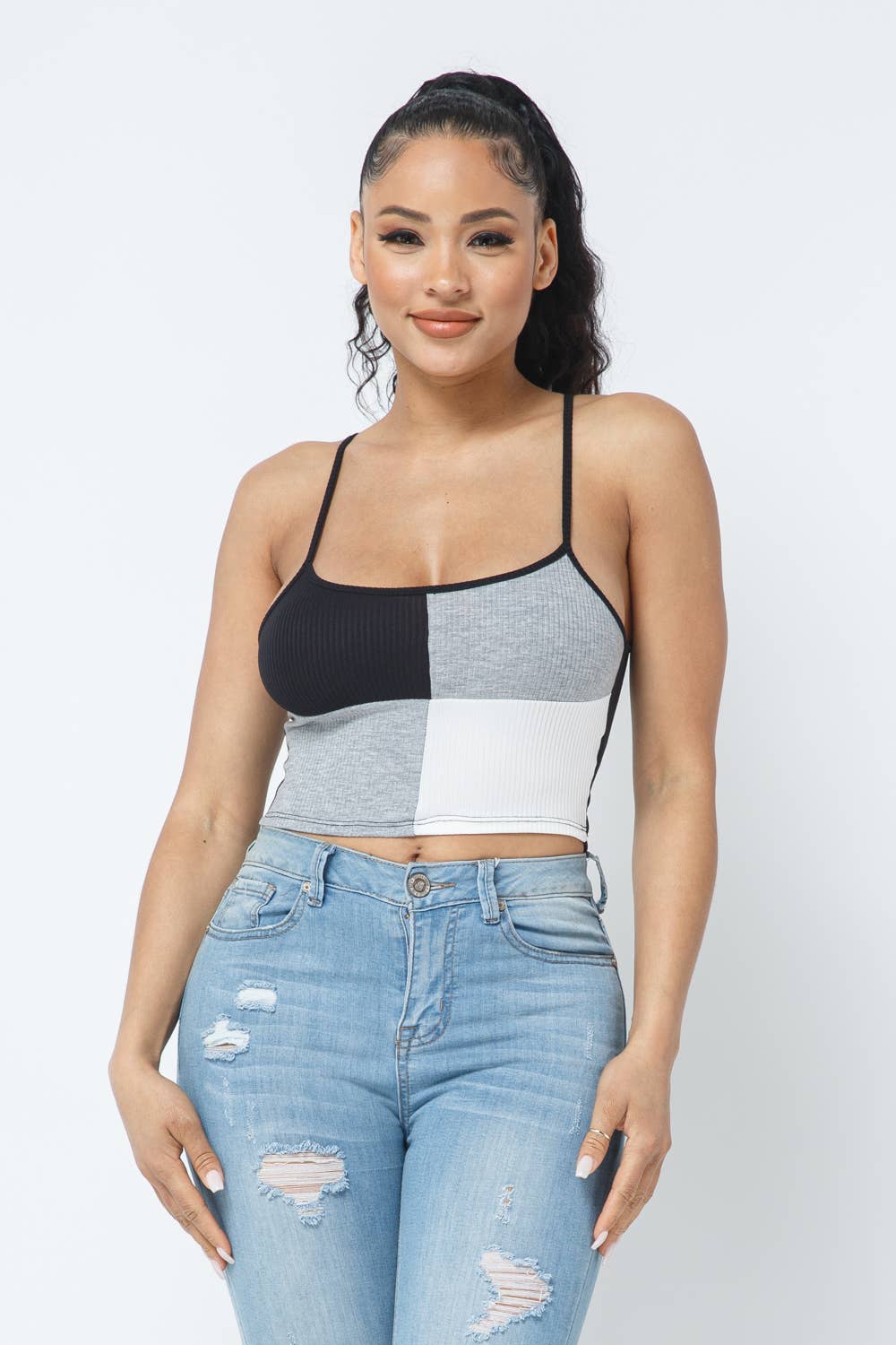 Julia by LoveJ – Großhandel Strickoberteil – Damen – Ärmelloses Crop-Top mit Farbblock6