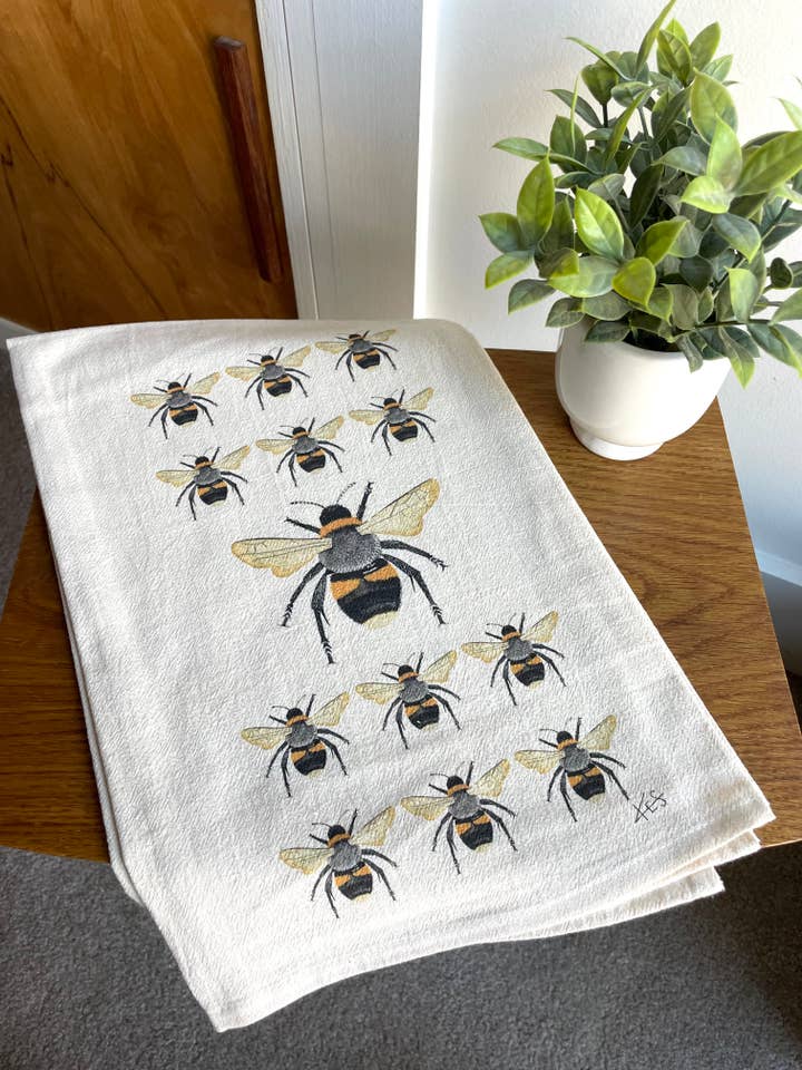 Aquarell Mehlsack Geschirrtuch (Beige) Küchenbienen für den Großhandel von Kristin Schmidt Artist