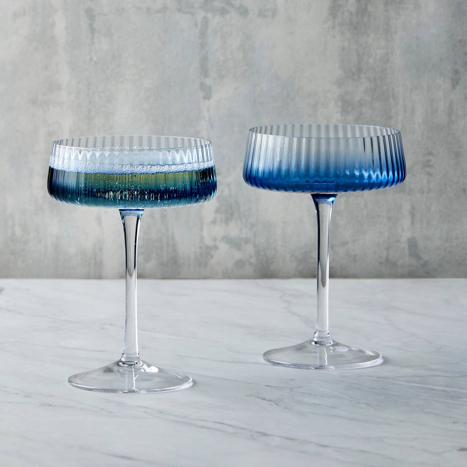 The DRH Collection BV - Wholesale Cocktail/Liquor Glass - Set of 2 Empire Blue Champagne Coupe Glasses0