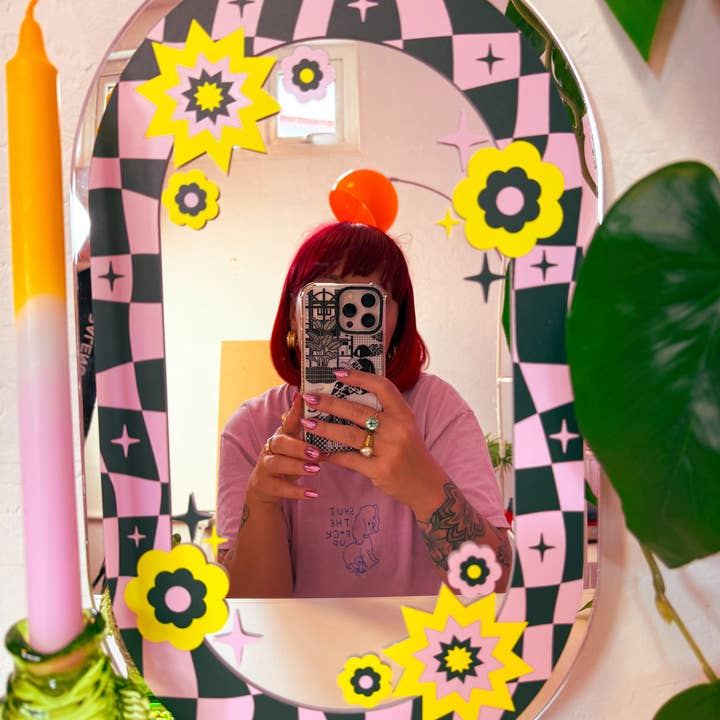 Printed Weird – wholesale Wall mirror – Oval Floral Check Mirror - Teal & Pink4