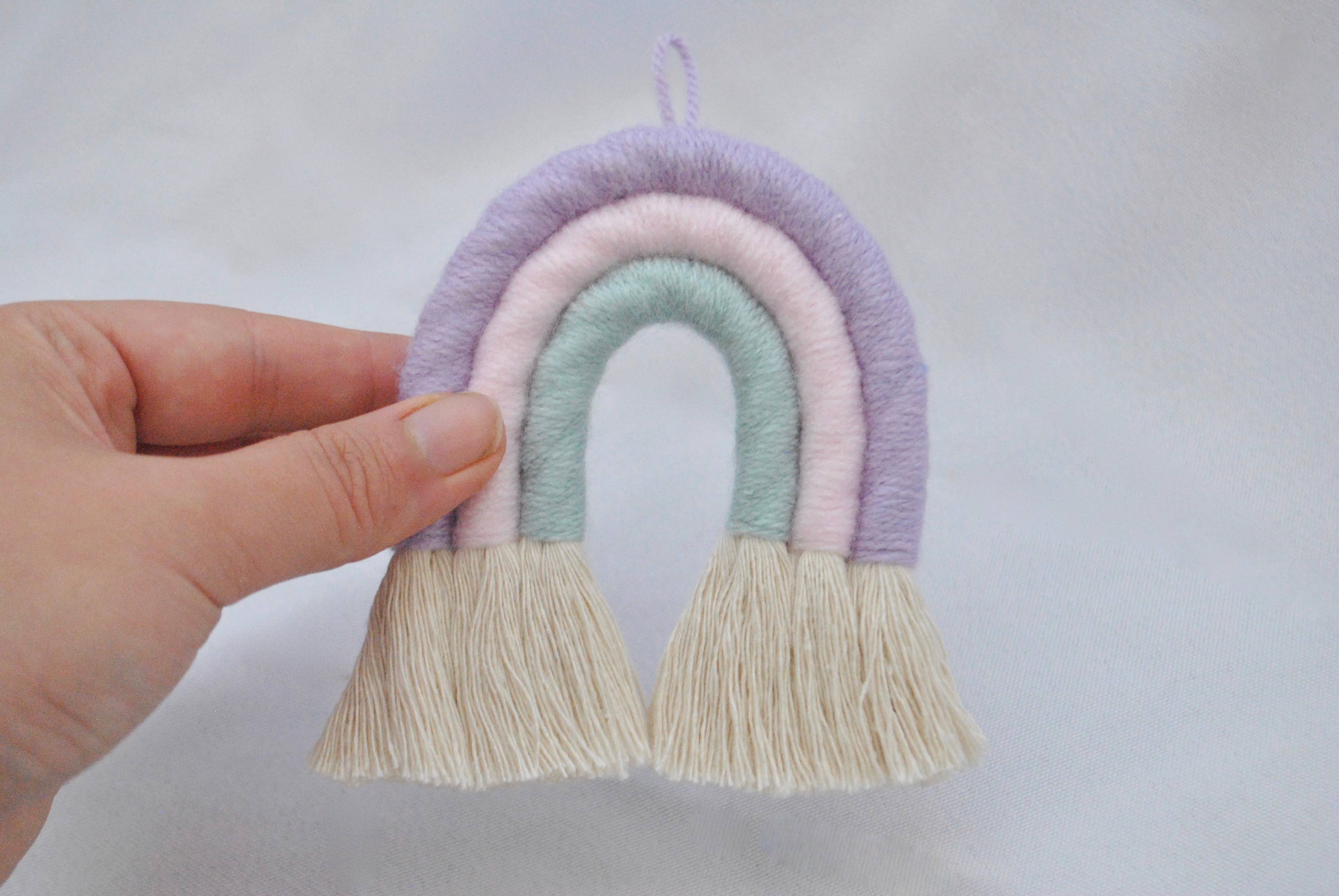 Macramallama - Vente Kit de bricolage - Kit d'artisanat arc-en-ciel en macramé avec licorne pastel2