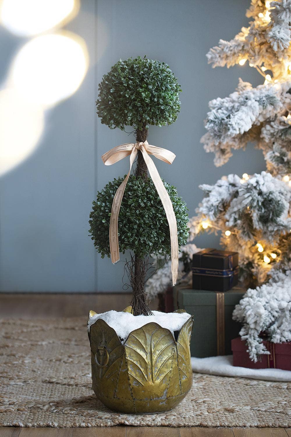 A&B Home Group Inc. - Wholesale Plant Pot - S/3 Gilded Zinc Leaf Bowl Planter Set (3-Piece)10