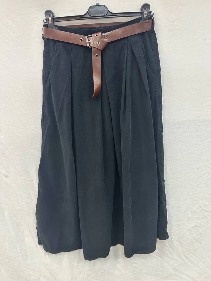 Mimi & Gogo - Wholesale Skirt - Women's - Velvet Skirt With Belt @8855_JuVCeinture9