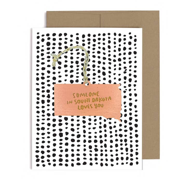 Quelqu'un en South Dakota Loves You Ornament w/Card pour la vente par SnowMade