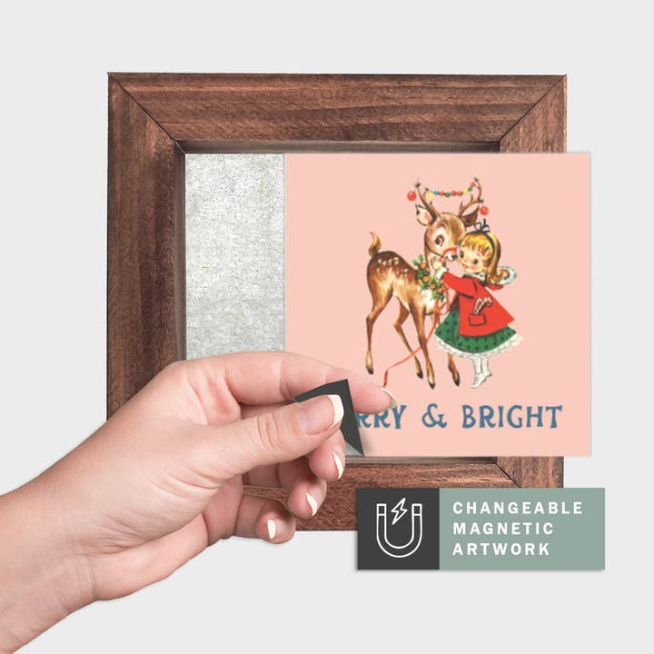 Insert de Décor Magnétique Saisonnier pour Panneau Interchangeable (Mini) : Joyeuse et Lumineuse Fille et Renne | Noël | Panneau Magnétique Vendu Séparément pour la vente par Simpler Seasons Decor