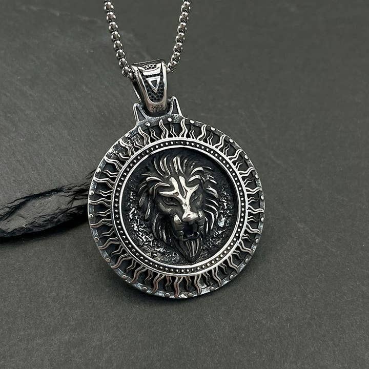 Colgante redondo con cabeza de león vikingo para hombre para venta al por mayor de GemMeet