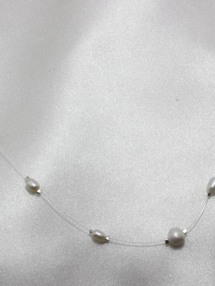 The minimalist necklace for wholesale by Valiente New York