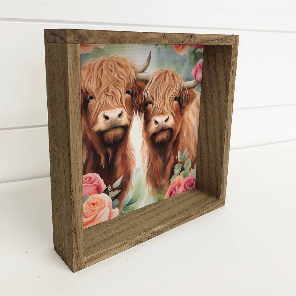 Hangout Home – wholesale Konsttryck – Highland Cow Pair Roses - Spring Time Highland Cow Canvas1
