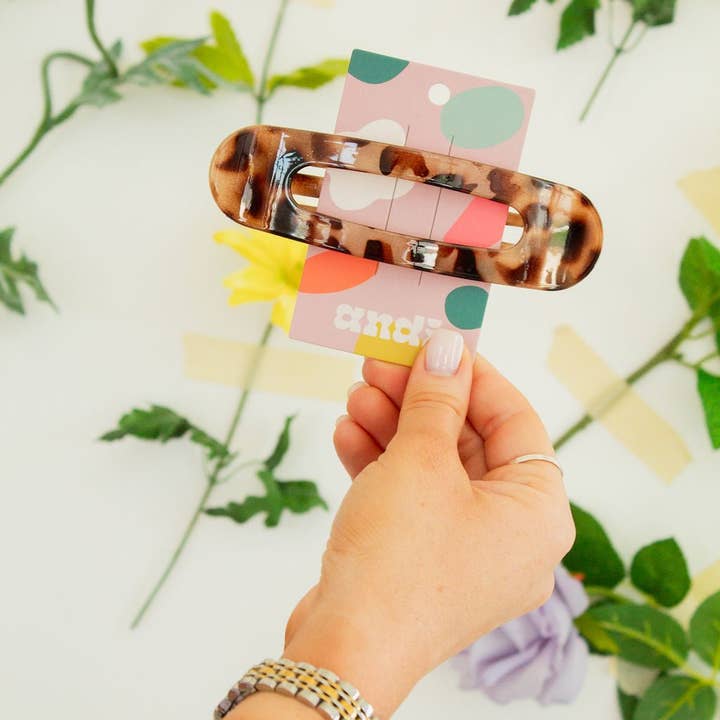 Shop Andi - Wholesale Hair Clip - Women's - Oversized Flat Claw Clip3