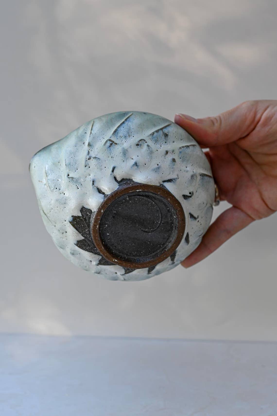 Aprikalife - Wholesale Tea Set - Japanese Matcha Set - 16 oz Ceramic Matcha Bowl with Spout8