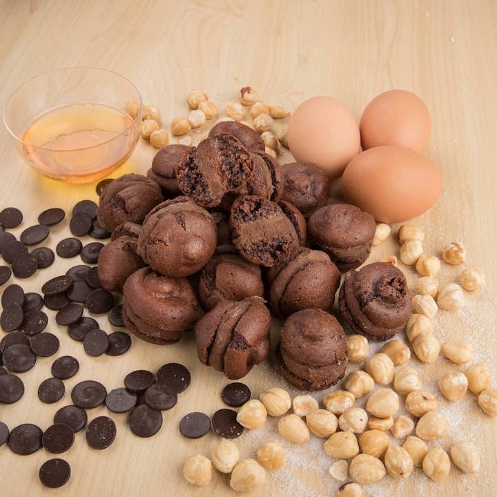 Algi di Bonasera Angela & C saspu - Wholesale Chocolate Covered Sweets - Baci di Alassio Ancient Recipe With Piedmontese Hazelnuts6