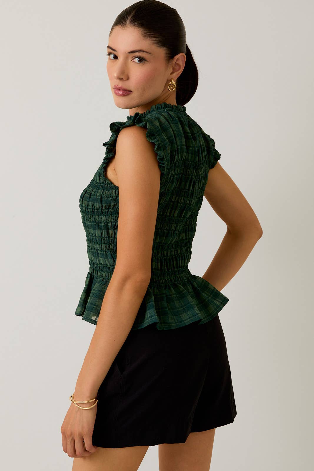 Sunday Edition - Wholesale Blouse - Women's - SLEEVELESS RUFFLE NECK SMOCKED TOP10