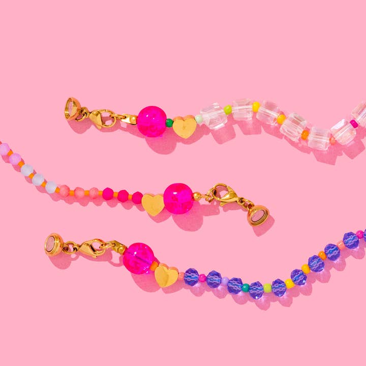 Taylor Elliott Designs – Colar com missangas/pérolas por atacado – Colar com Contas - Corações de Vidro - Nora4