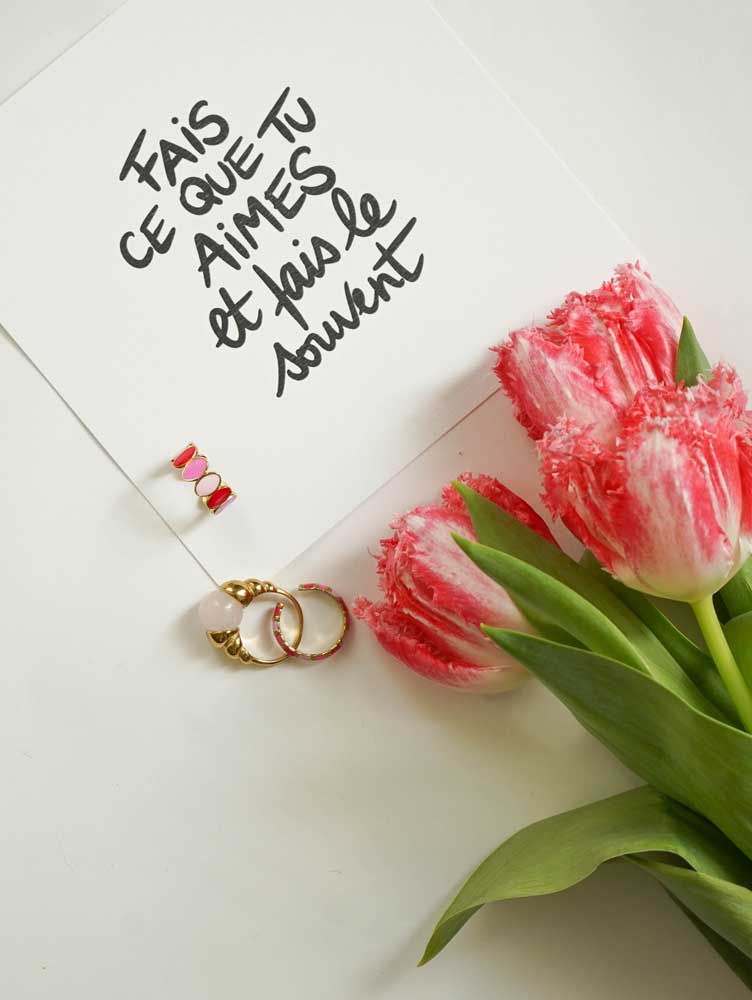 Bijoux 7bis - Wholesale Ring met meerdere stenen - Verstelbare stalen ring met ovale geëmailleerde schakels8