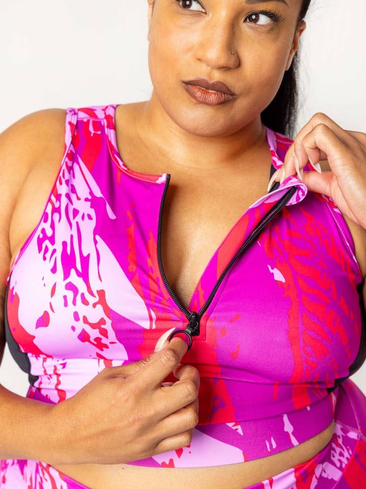 Top bikini corto con mezza cerniera - Fucsia Sunset per la vendita all'ingrosso da parte di Superfit Hero