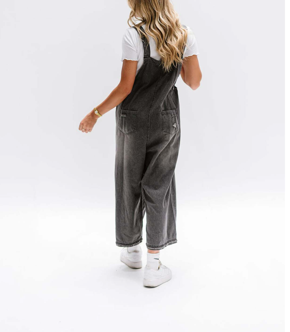 EmberLoom – Engroshandel Overalls - Dame – Kvinders bredbenede buksedragt med slidte detaljer denim overalls6