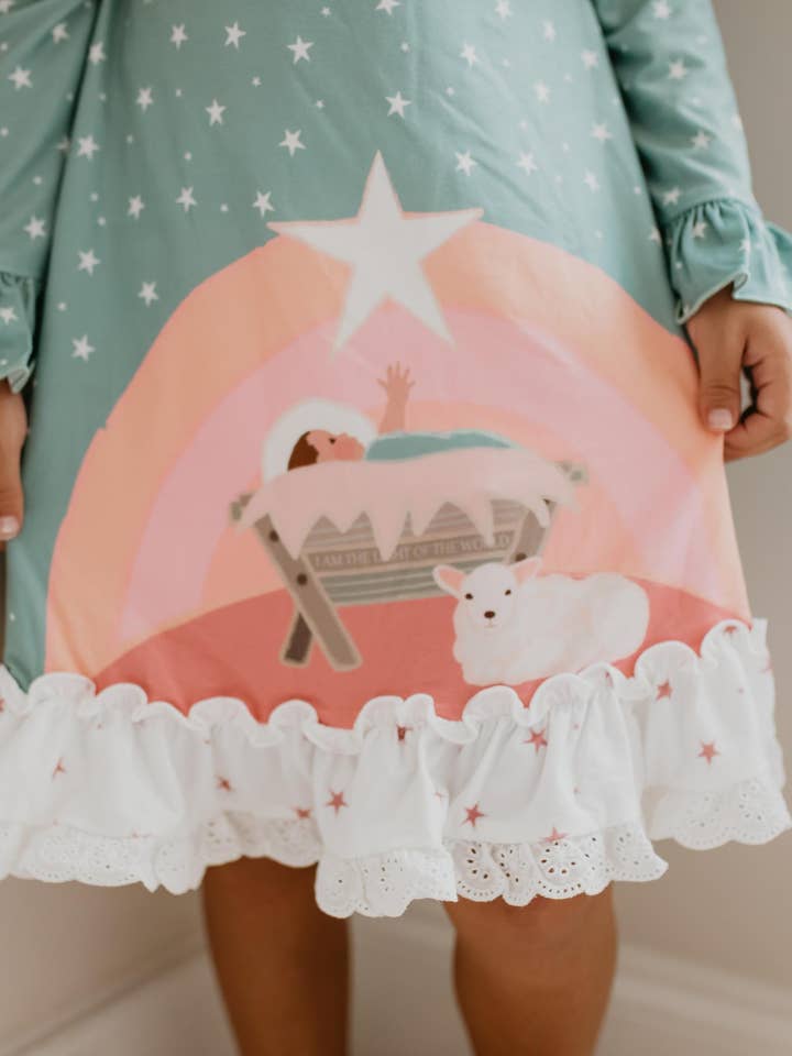 Robe de jeu à volants pour enfants, Noël, Noël pour la vente par Oopsie Daisy