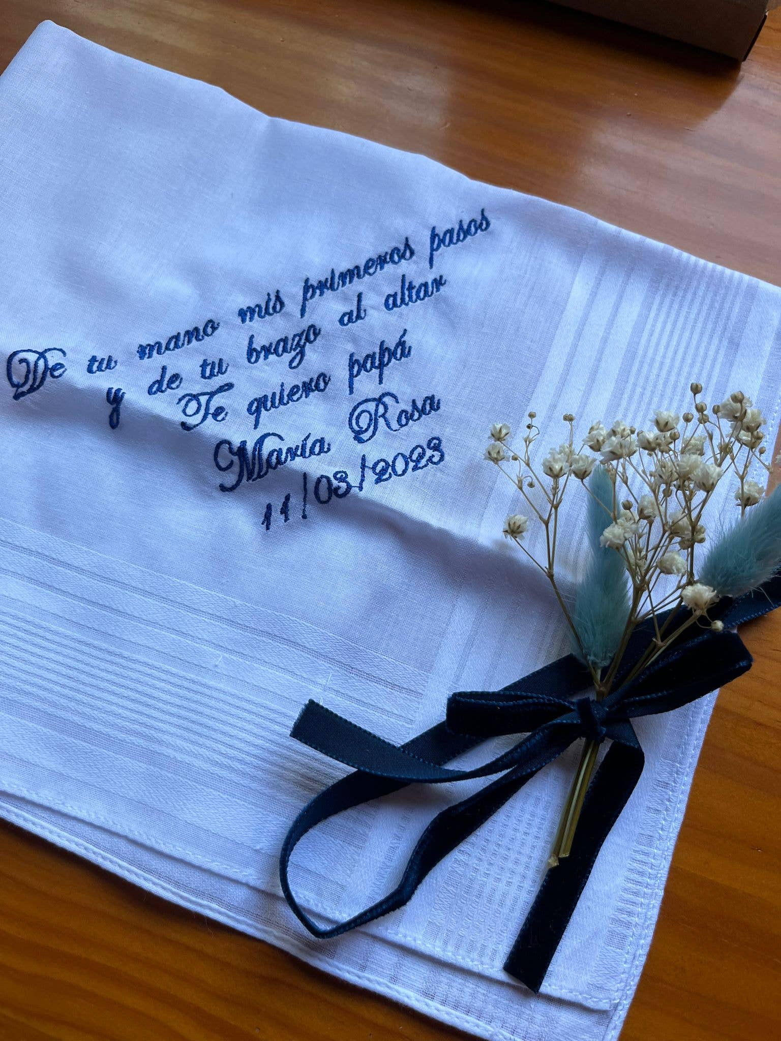 Staller – wholesale Handkerchief – Women's – Custom Embroidered Cotton Handkerchiefs1