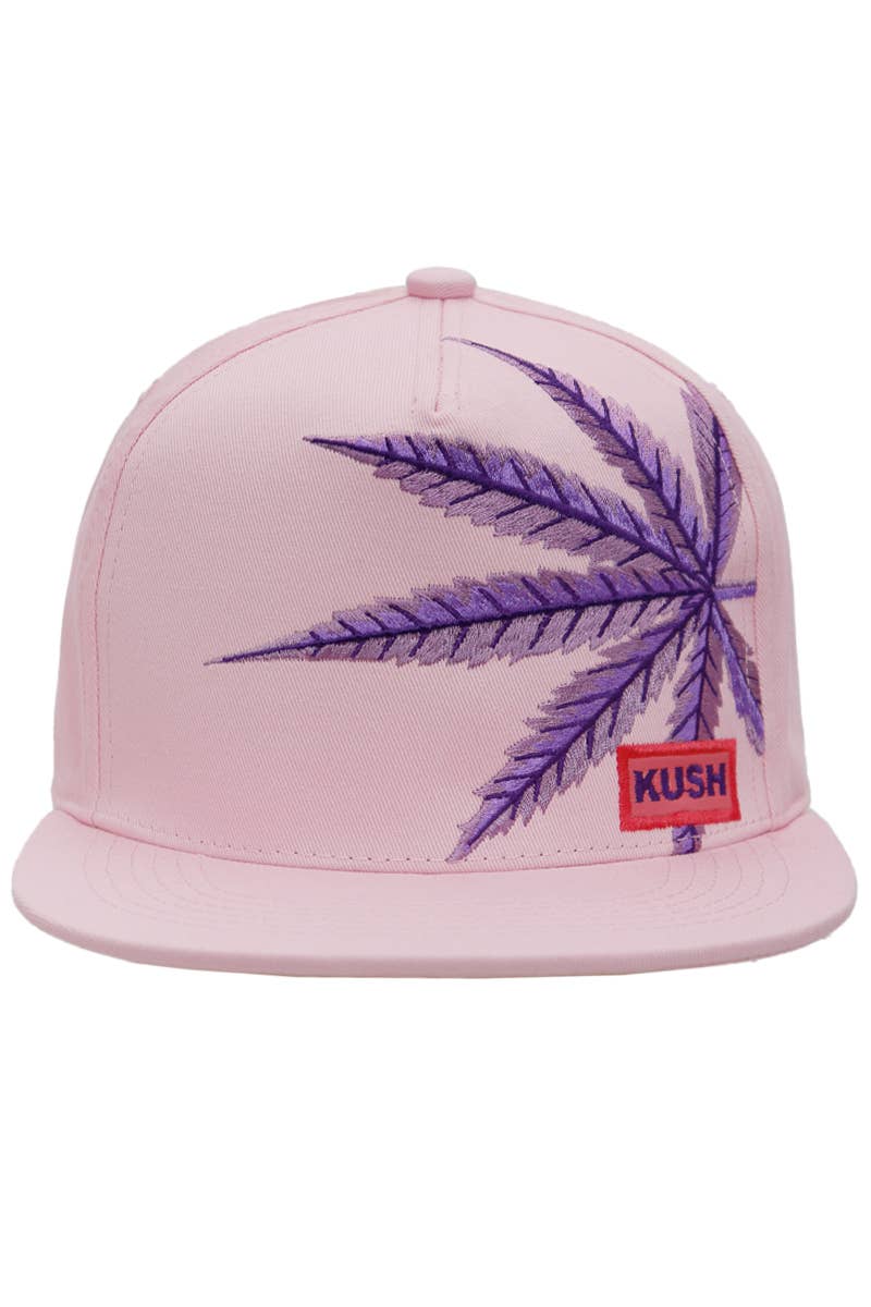 Cap Zone - Vendita all'ingrosso Cappellino con visiera piatta - Unisex - Cappellino snapback in cotone twill con grande logo foglia di marijuana Kush7