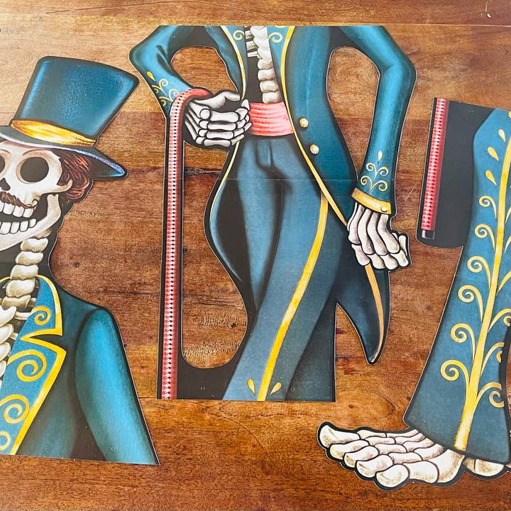 Fiesta Color - Wholesale Decorative Figurine - Giant CATRIN DAY of the DEAD Decoration1