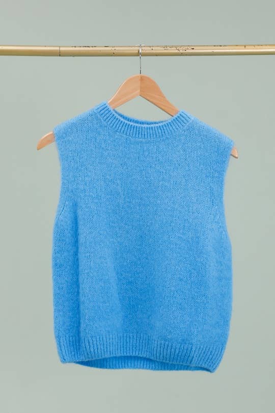 NAÏS PARIS - Wholesale Knit Sweater - Women's - Round neck sleeveless sweater in kid mohair and wool38