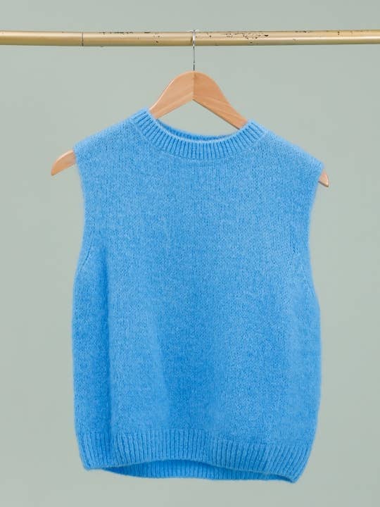 NAÏS PARIS - Wholesale Knit Sweater - Women's - Round neck sleeveless sweater in kid mohair and wool38
