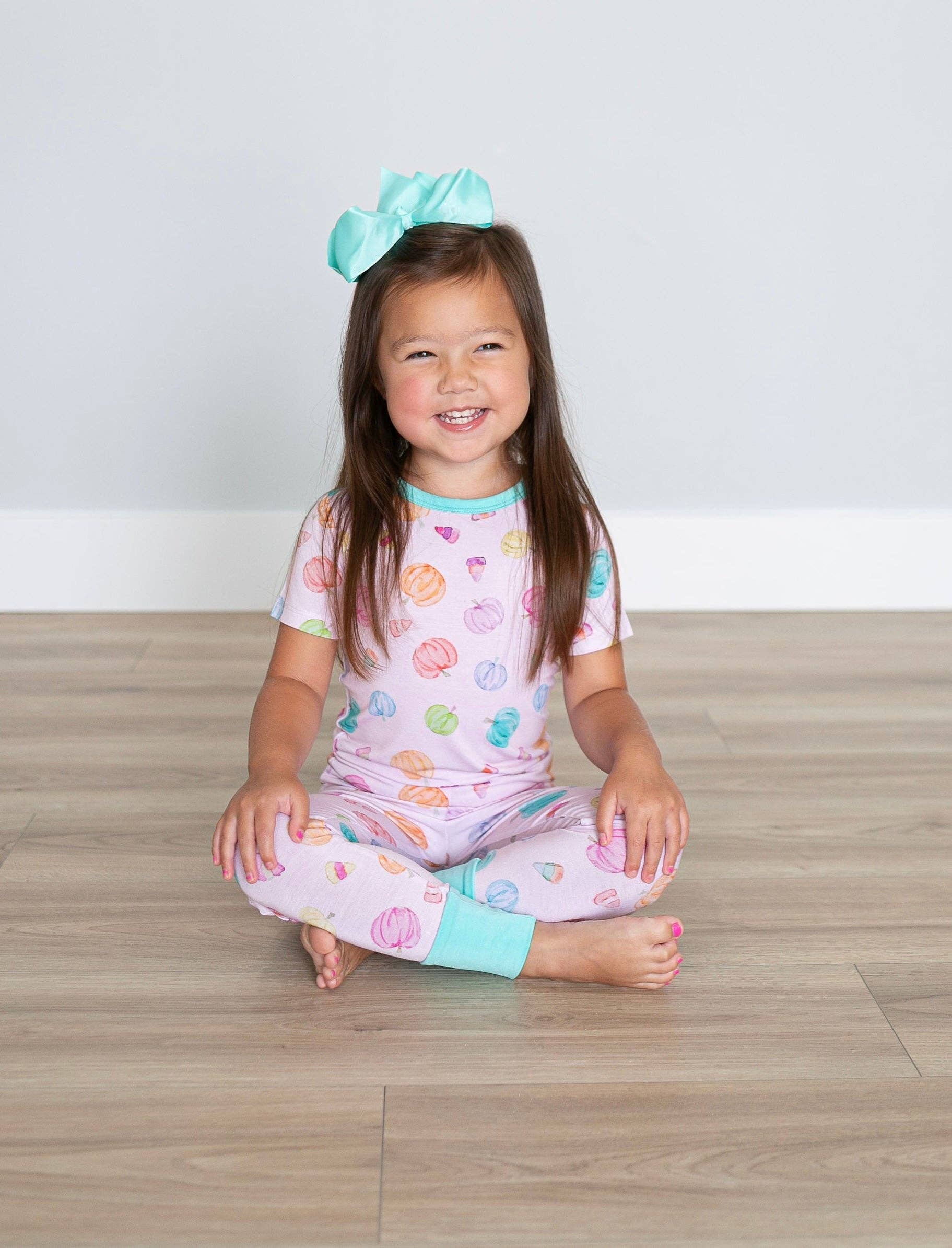 Sweet Bay Clothing - Wholesale Sleepwear Set - Kids - Pink Pumpkin Two Piece Pajama Set2