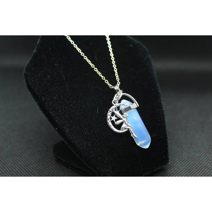 Witchcrafted in MI - Vendita all'ingrosso Collana con ciondolo/pendaglio - Collana con fata in opalite, gioielli pagani Witchy Wicca