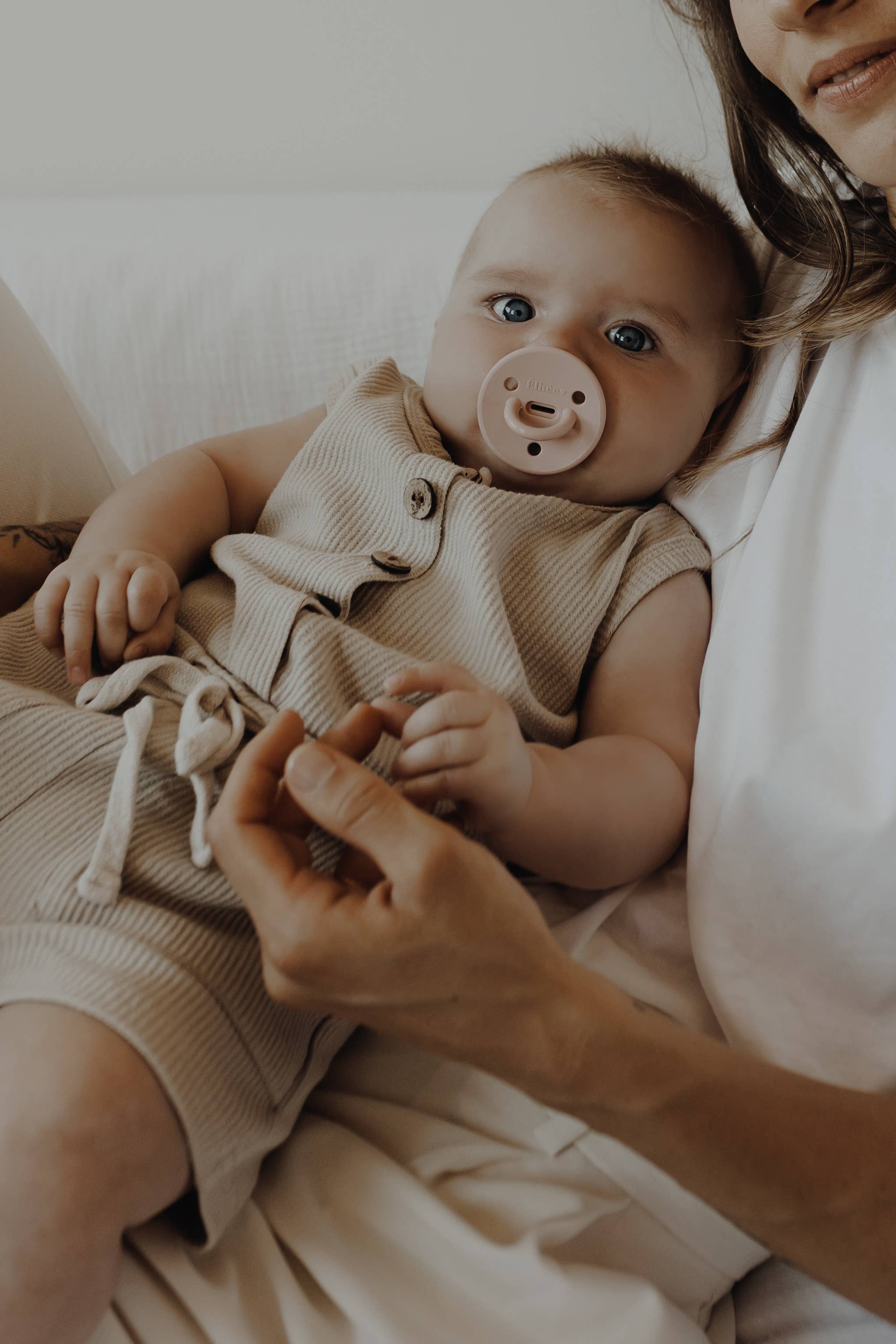 Élhée - Wholesale Pacifier - Baby - ChooChoo pacifier - The physiological silicone pacifier2