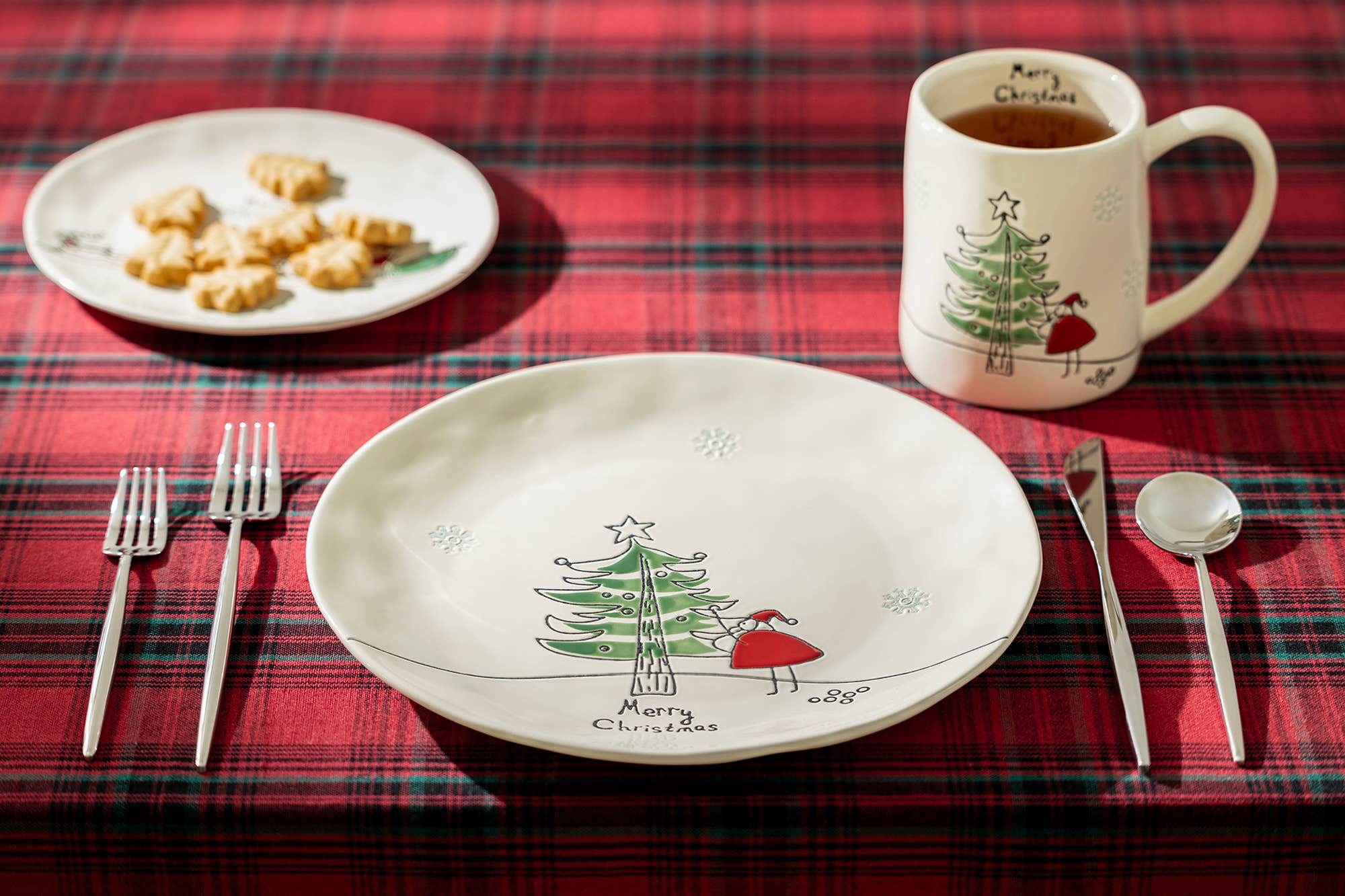 Grace Teaware - Wholesale Dinner Plate - Santa’s Christmas Tree 10.5" Dinner Plate0