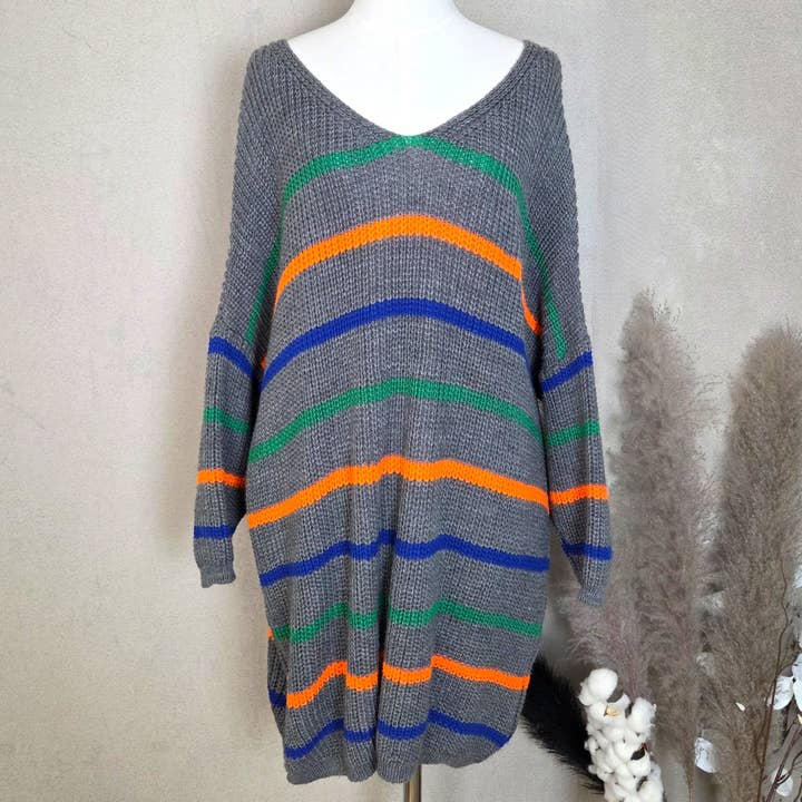 Lang geschnittener Pullover/Pulloverkleid mit horizontalen Streifen und V-Ausschnitt (L-XL) für den Großhandel von Tempest Designs