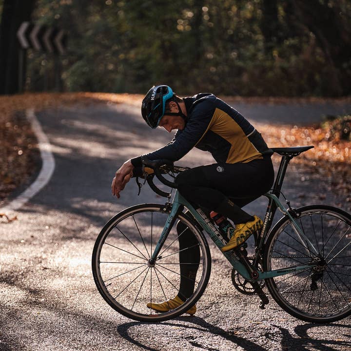 Giacca a vento imbottita con pile - Giallo senape e blu navy for wholesale by Sartoria Ciclistica