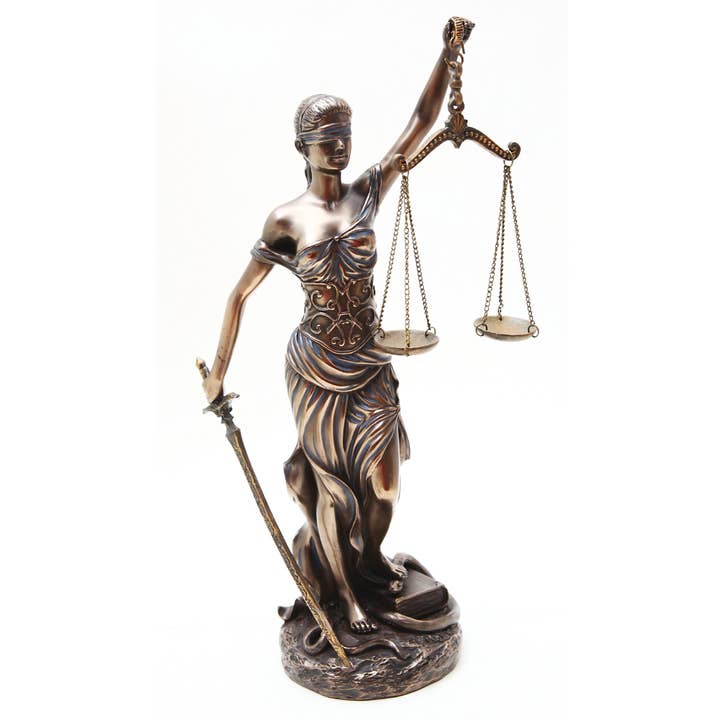 Pacific Trading - Wholesale Decorative Figurine - Lady Justice Statue