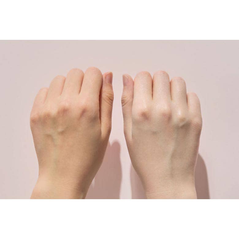 CELEMENT /IN YOUR GLOW - Vendita all'ingrosso Creme solari - CELEMENT /IN YOUR GLOW Crema Solare Vegan Leggera con Effetto Tone Up SPF50+ PA++++3