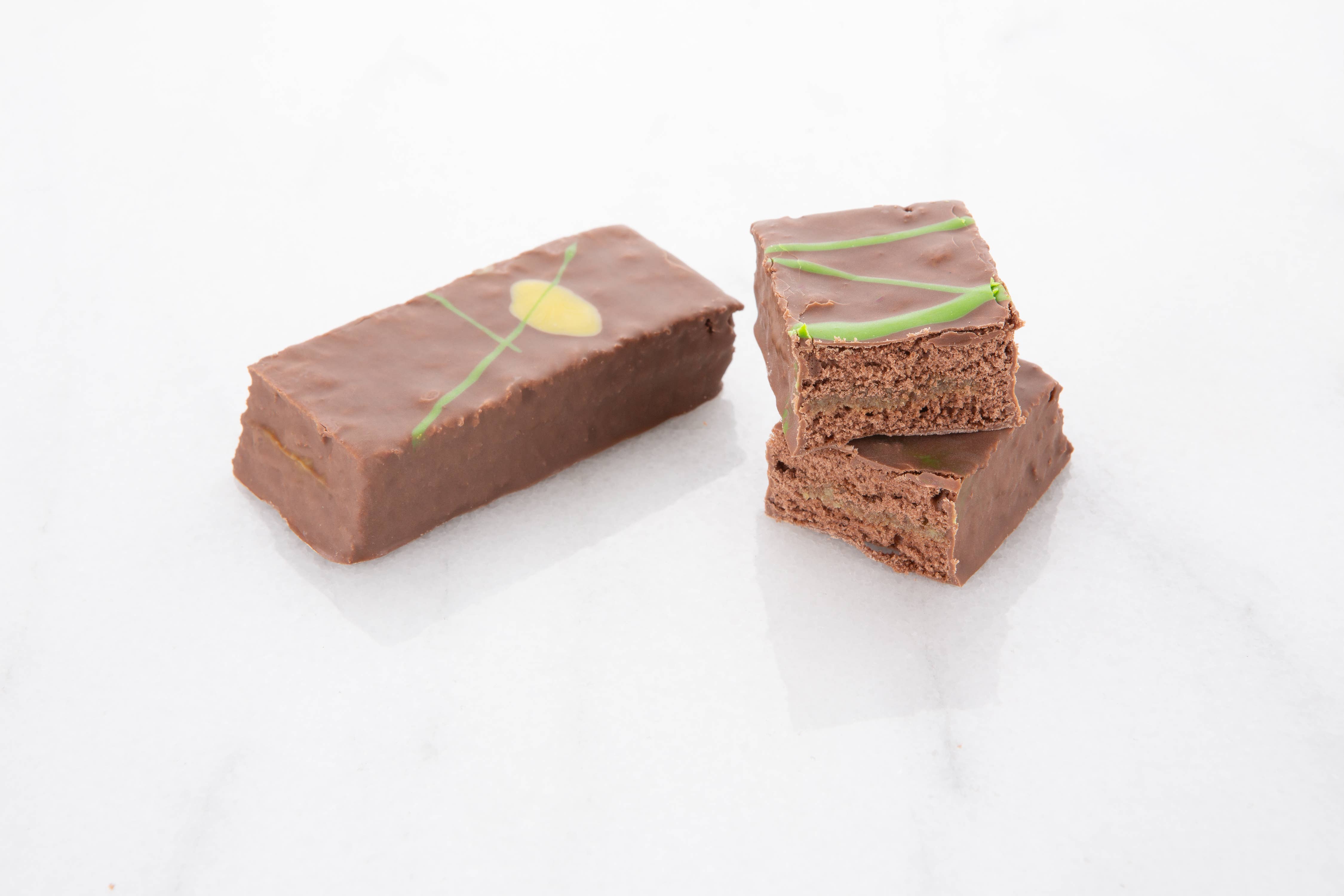 Carian's Bistro Chocolates - Wholesale Chocolate Bar - Viral Dubai Pistachio Pie Cake with Milky Chocolate1