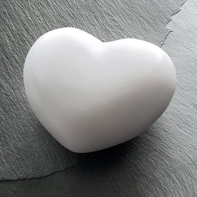 Lothantique Inc. - Wholesale Body Massager - Tadé | White Marble Massage Stone
