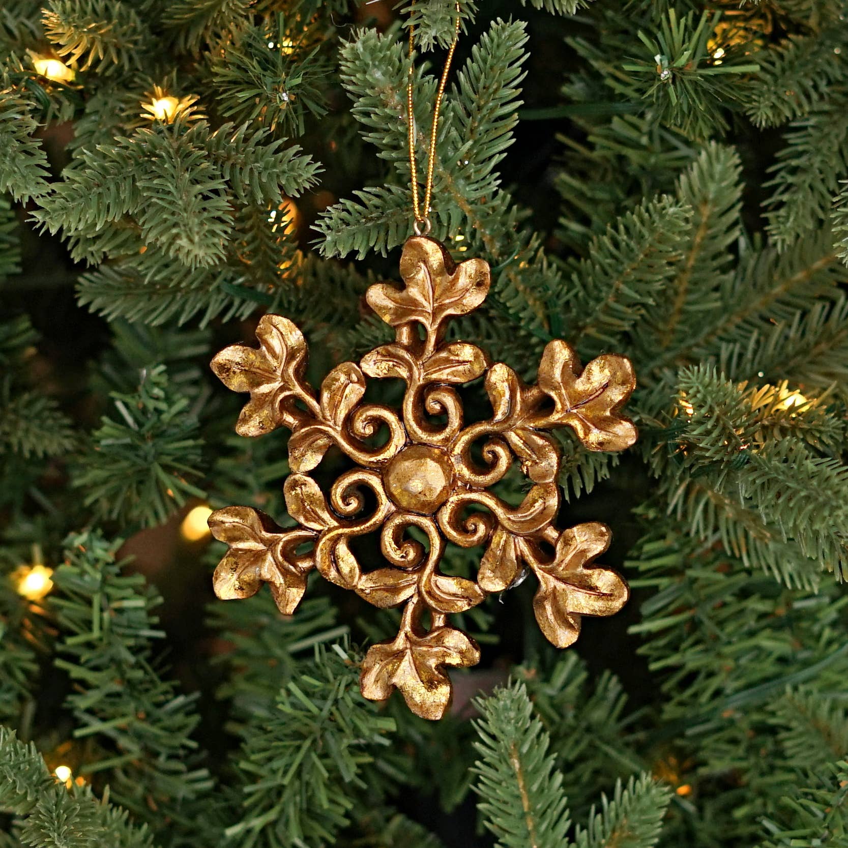 Two Ten Original LLC - Wholesale Ornament - M2316- 4.5" Polyresin Golden Snowflake Ornament0