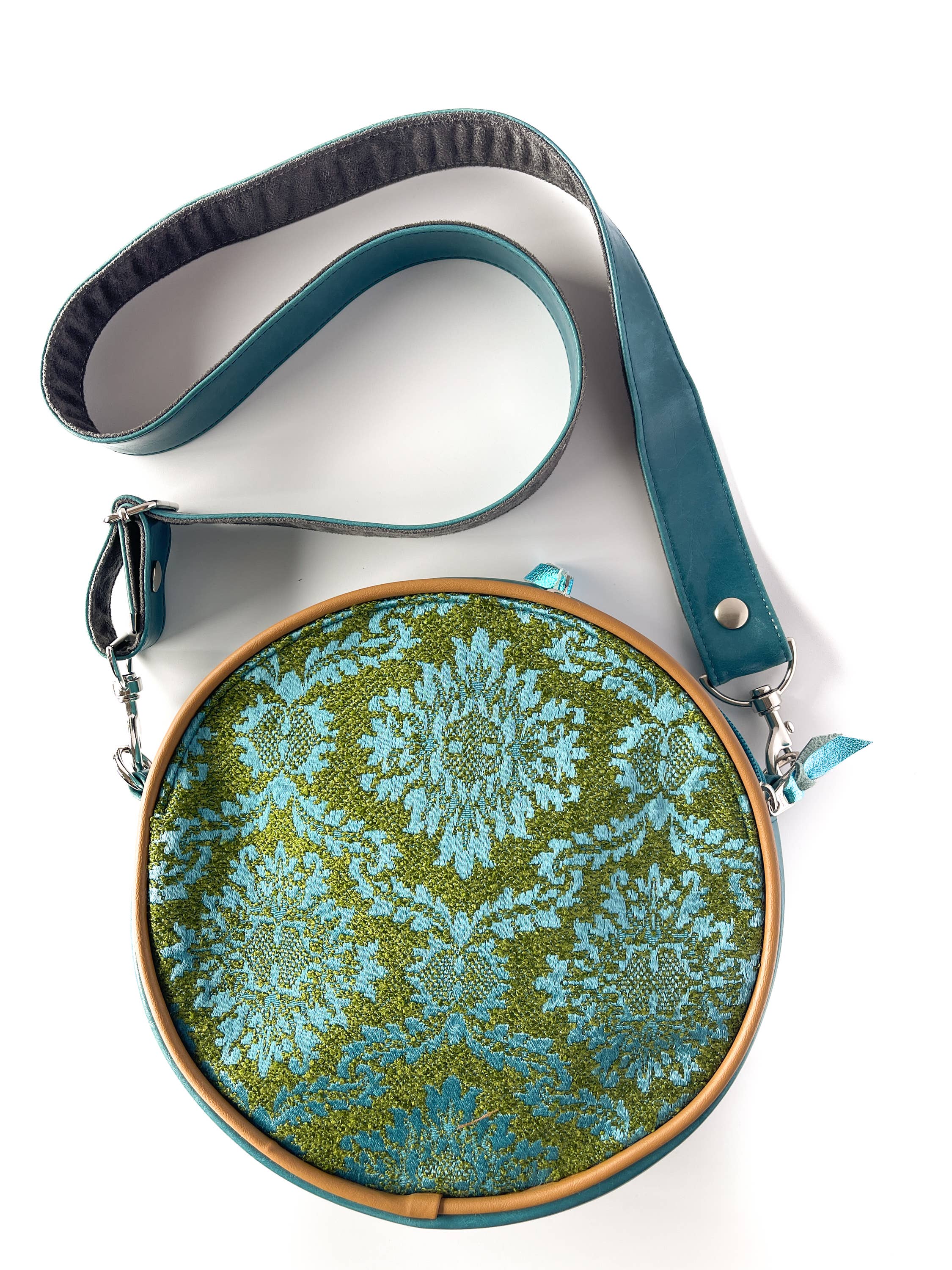 Crystalyn Kae Accessories - Wholesale Crossbody Bag - Women's - Circle Bag - Vintage Fabric round crossbody bag8