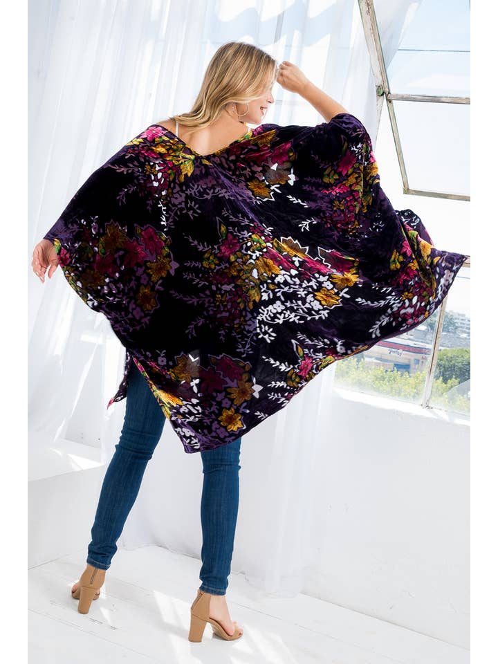 LA Soul - Wholesale Kimono - Women's - Vintage Floral Print Velvet Kimono