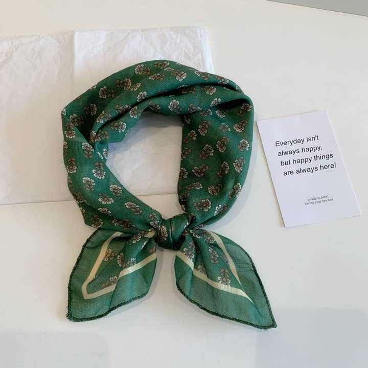 MKS America - Wholesale Bandana - Women's - Bohemia Tropical Floral botanical square scarf bandana