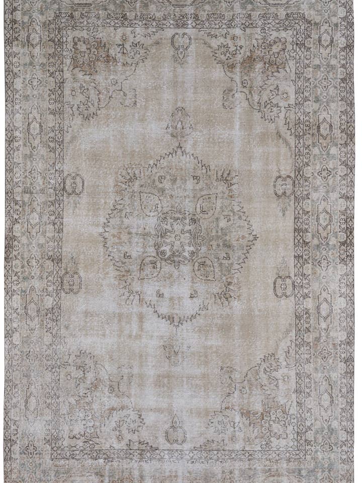 Ayra - 7' x 10'8" för wholesale av Biev