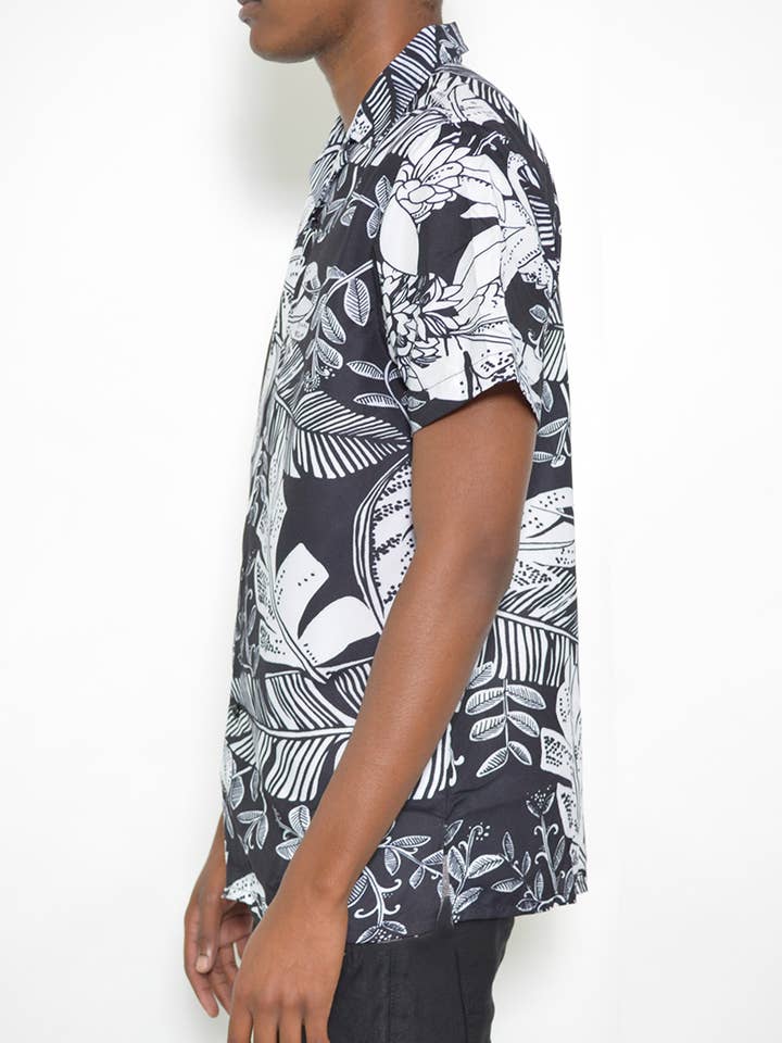 Black and White Tropical Leaf Print Shirt for wholesale by WEIV