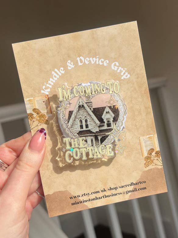 Jeg kommer til hytten Hocky-romantik Kindle-holder, telefonholder, romantikboggave, hockey-romantik-trope e-læserholder, booktok for engroshandel hos Sacred Hart Co