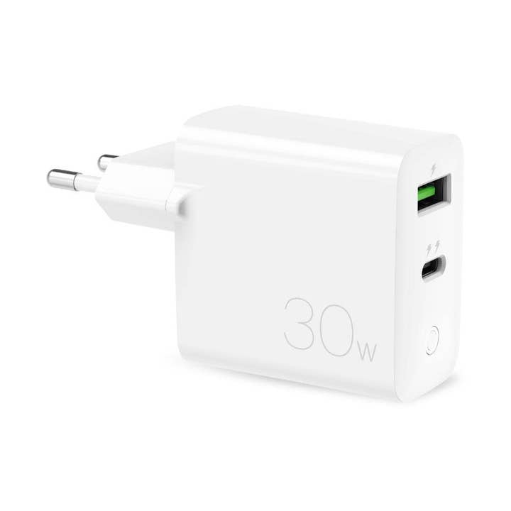 30-W-Wandladegerät mit USB-A- und USB-C-Anschluss für den Großhandel von PURO