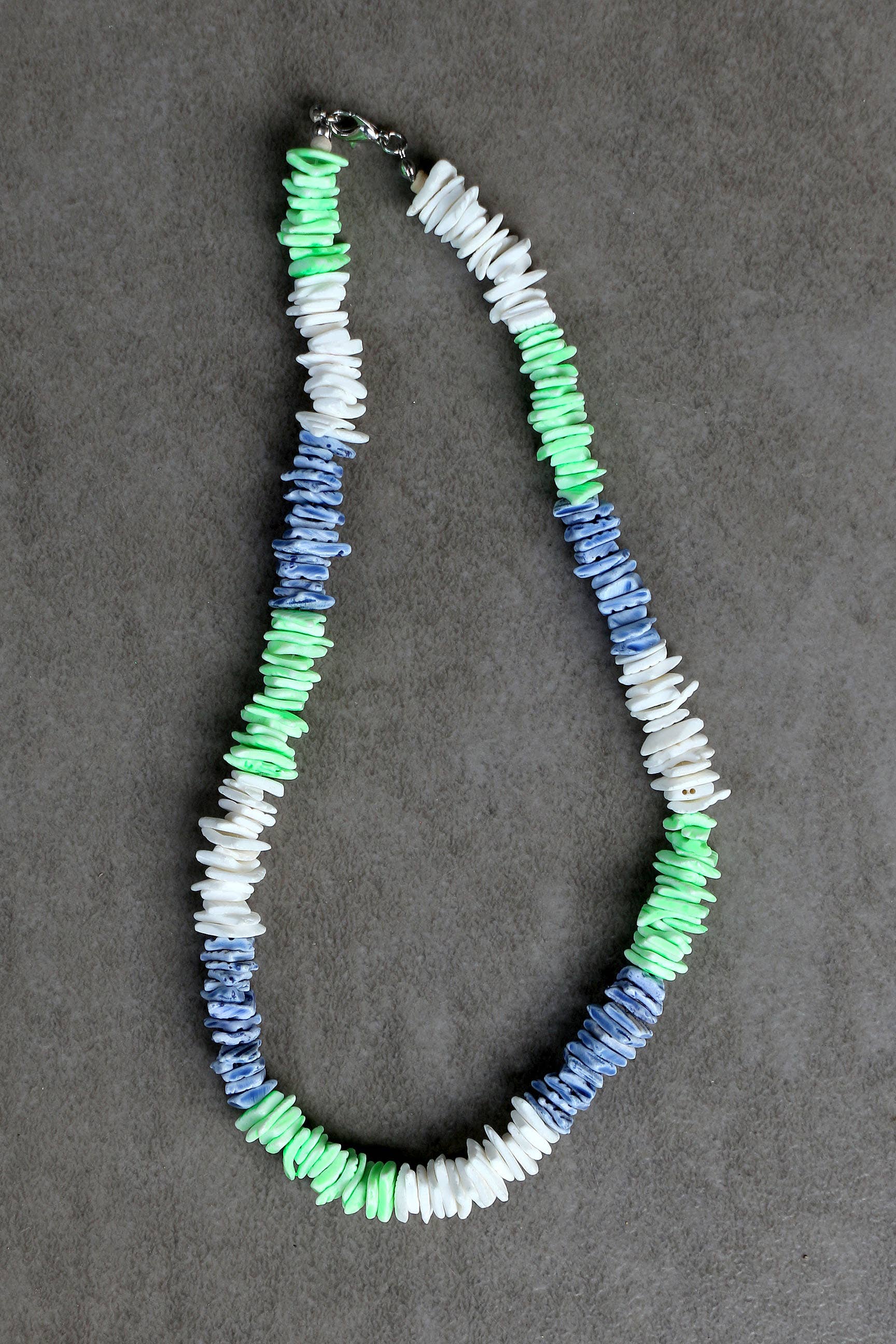 Bedido Fashion - Venta al por mayor Collares de cuentas/perlas - Collar Puka White Shell Collar Green Lavender Surfer