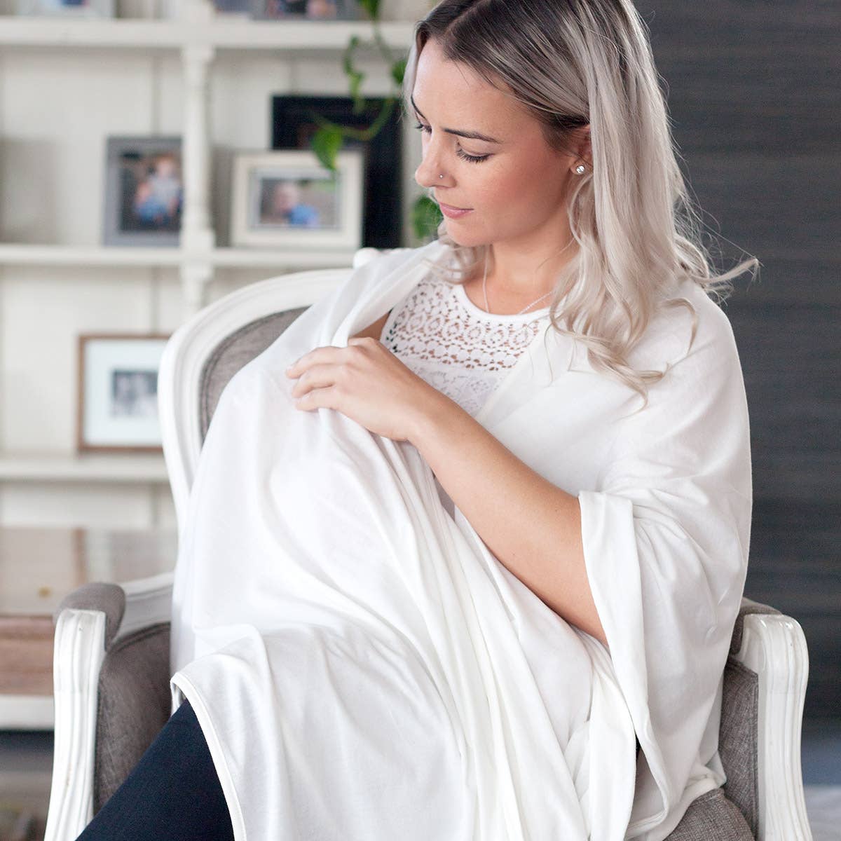 Bebitza - Wholesale Nursing Scarf - Maternity - Cream Bamboo Nursing Cover1