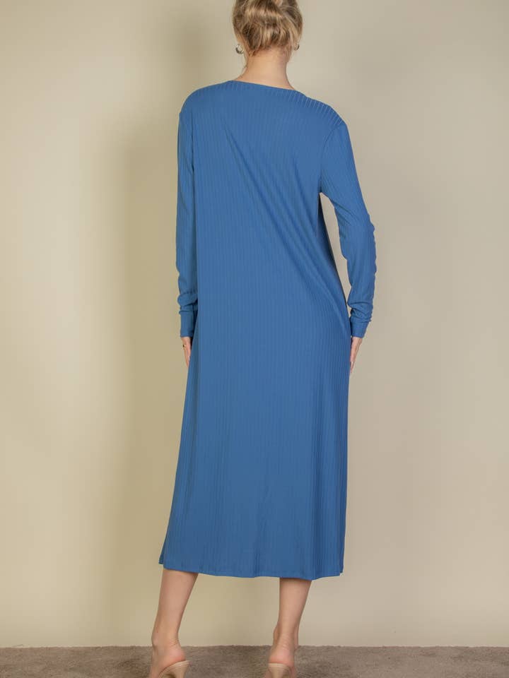 CAPELLA APPAREL – Vestido - Mulher por atacado – Conjunto CAPELLA APPAREL: Cardigan canelado e vestido midi justo com alças finas6