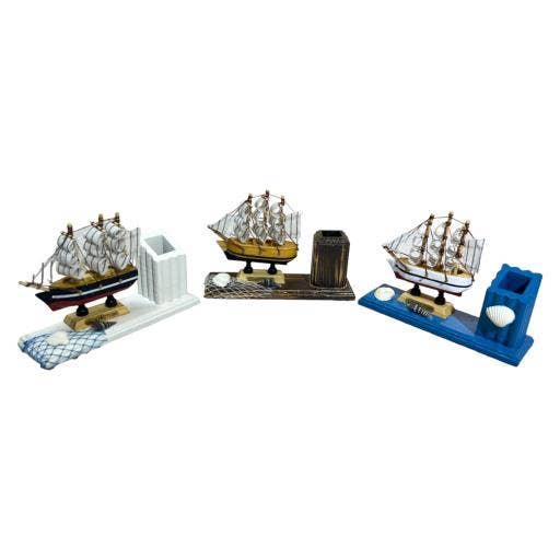 Bateau à trois mâts Blue Harbour avec porte-stylo Asst.-156 pour la vente par International Gifts Ltd.