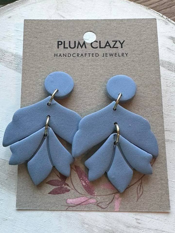 Blue Elegant Dangle for wholesale by Plum Clazy