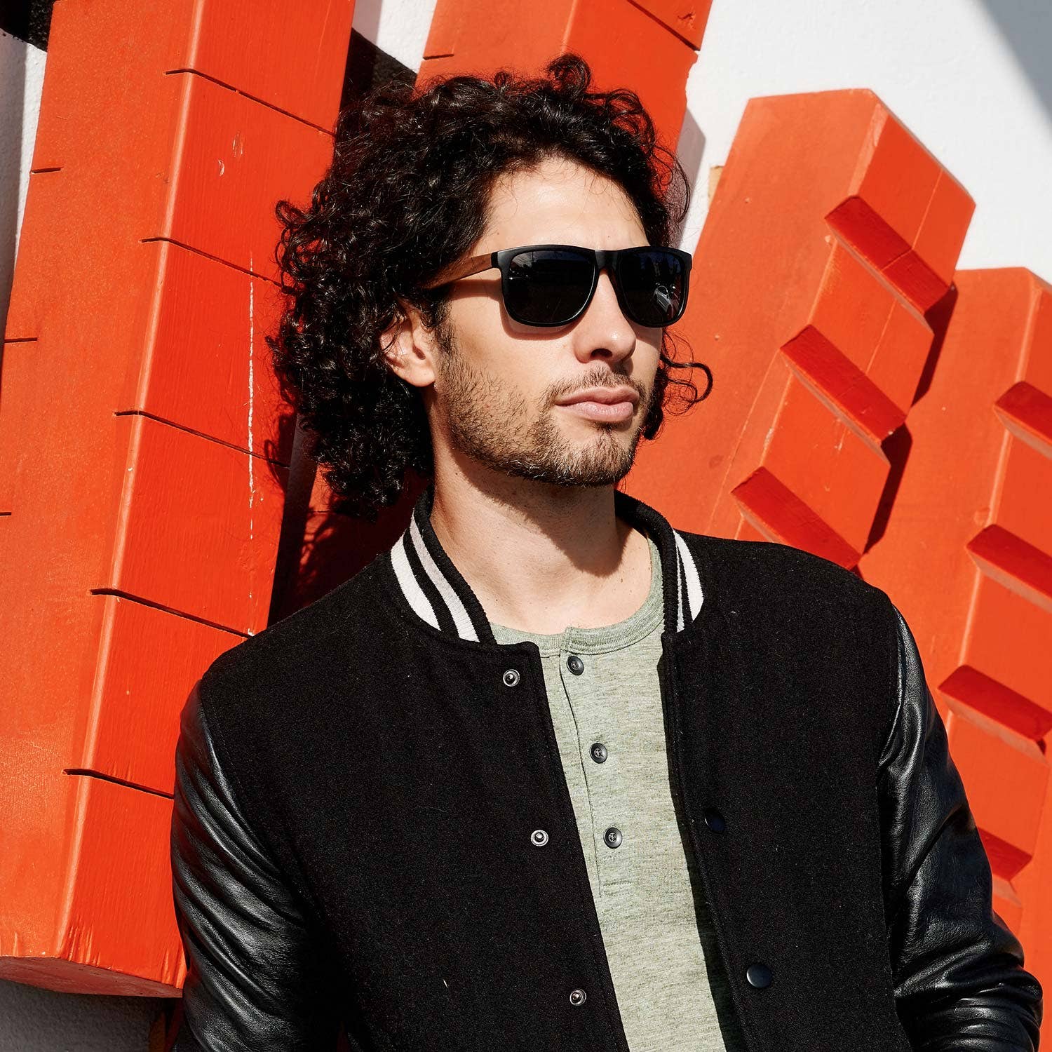 GOWOOD - Wholesale Sunglasses - Unisex - Square Walnut Wood Sunglasses with Black Polarized Lenses4